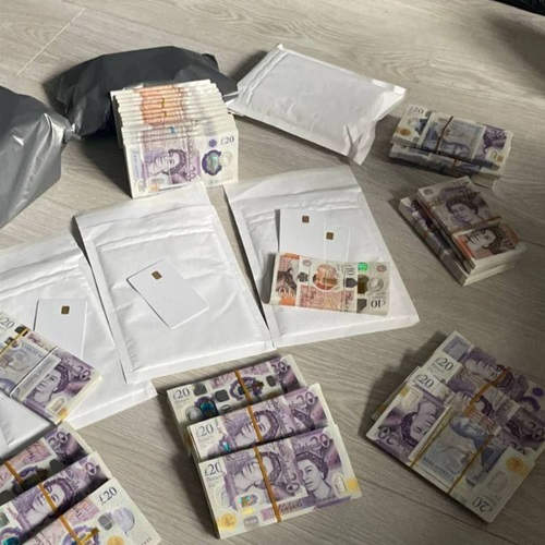 Authentic Banknotes & Clone Cards